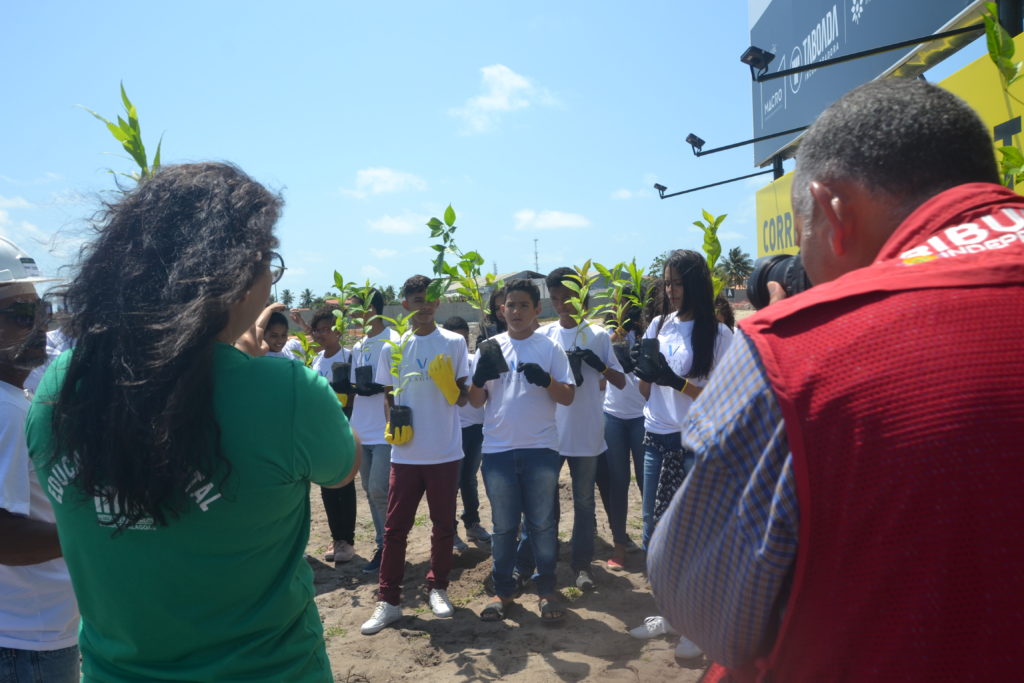 DSC 0062 - Estudantes da rede pública realizam o plantio de mais de 2 mil mudas de árvores
